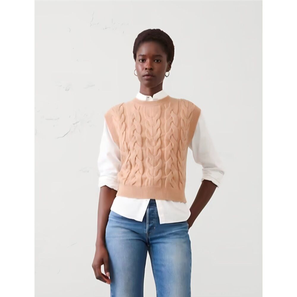 Banana Republic Factory Camel Cable Sweater Vest Size XS